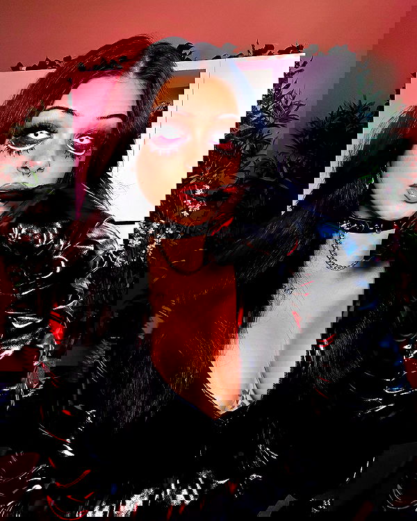 v.okay image ~ Altpins