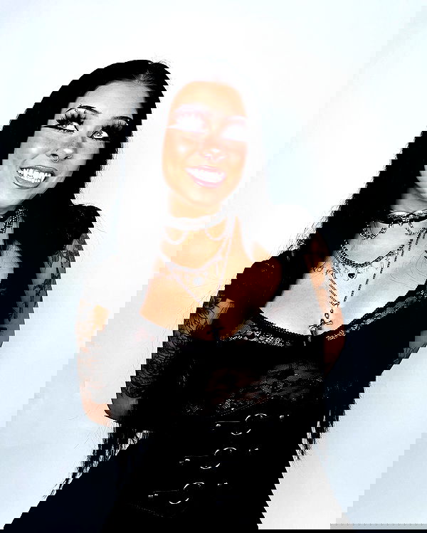 v.okay image ~ Altpins