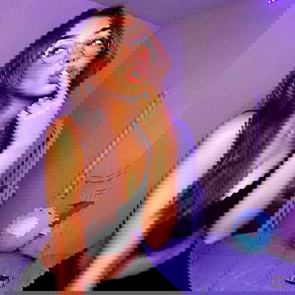 v.qx v.qx archive image