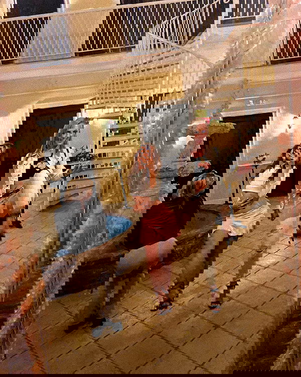 v.qx v.qx archive image