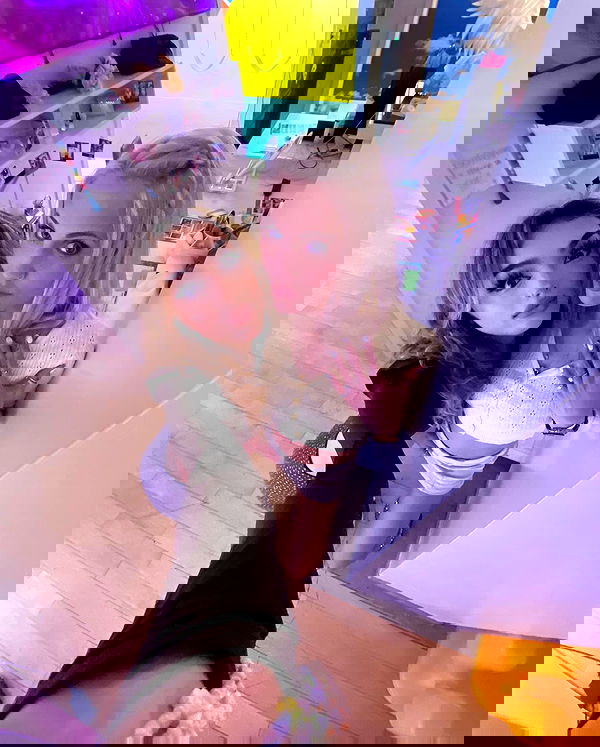 v.qx v.qx archive image