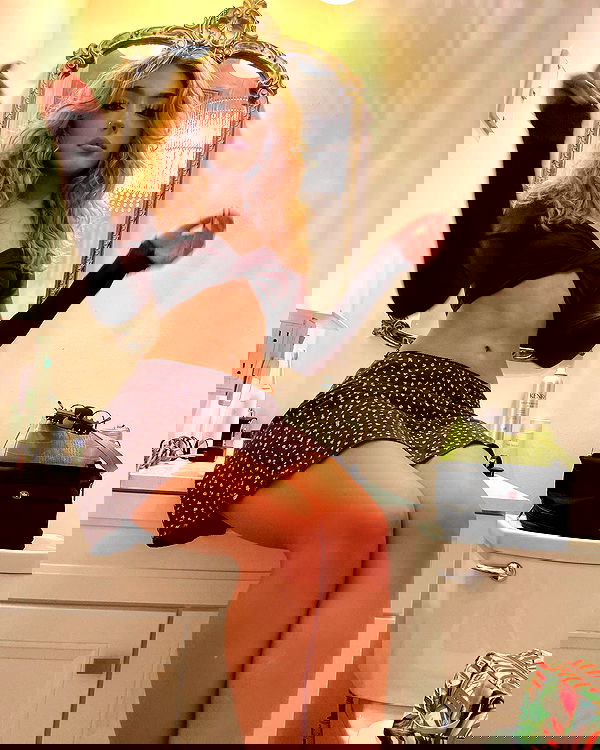 v.qx v.qx archive image