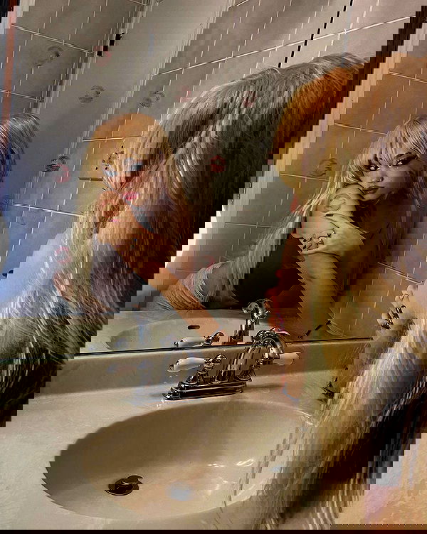 v.qx v.qx archive image