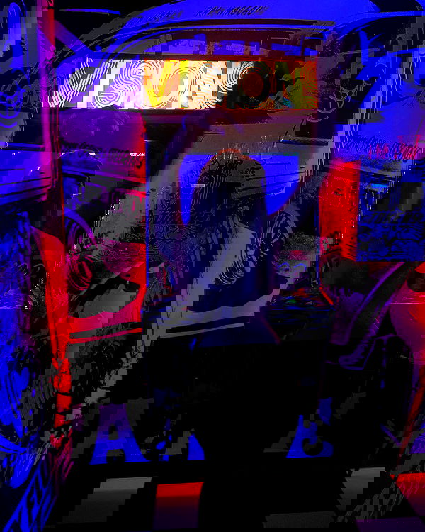 v.qx v.qx archive image