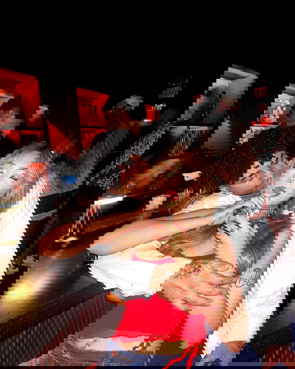 v.qx v.qx archive image