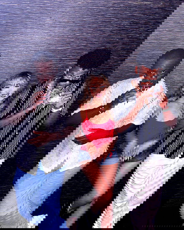 v.qx v.qx archive image