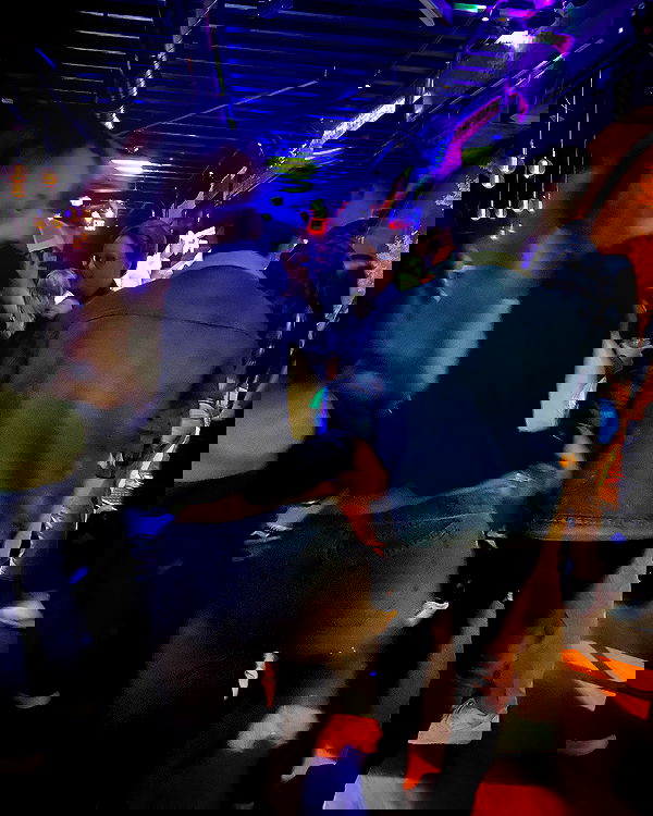 v.qx v.qx archive image