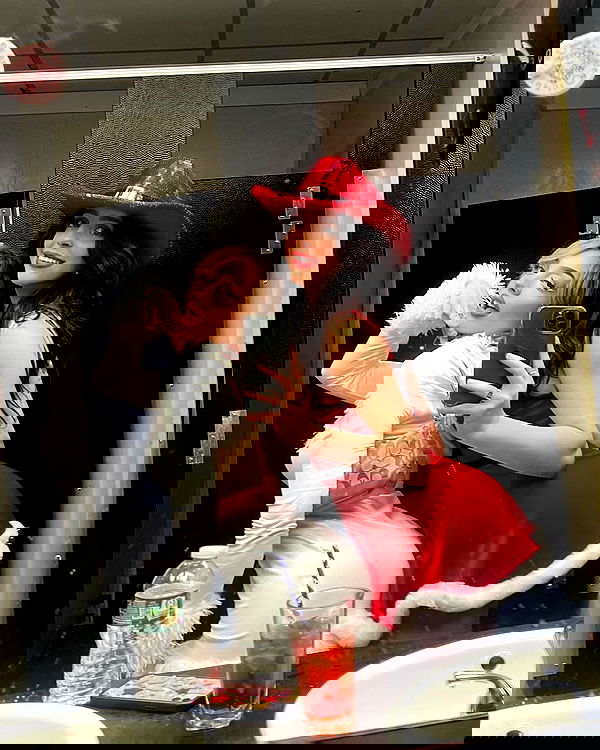 v.qx v.qx archive image