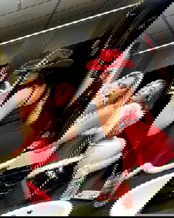 v.qx v.qx archive image