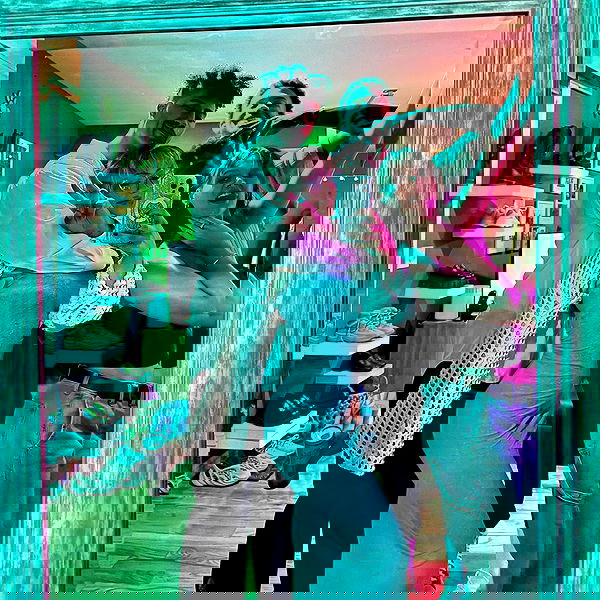 v.qx v.qx archive image