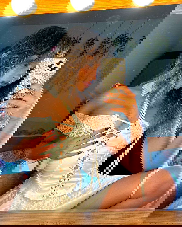 v.qx v.qx archive image