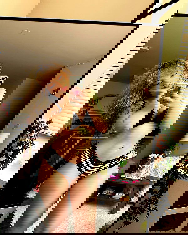 v.qx v.qx archive image