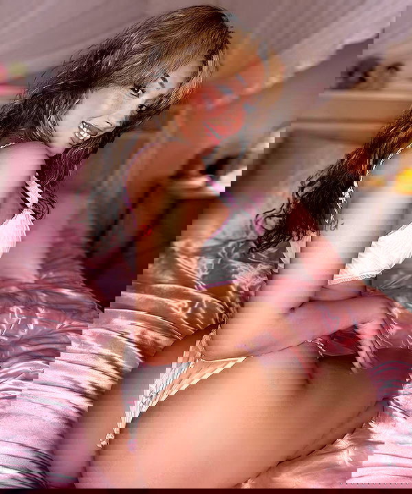 v.qx v.qx archive image