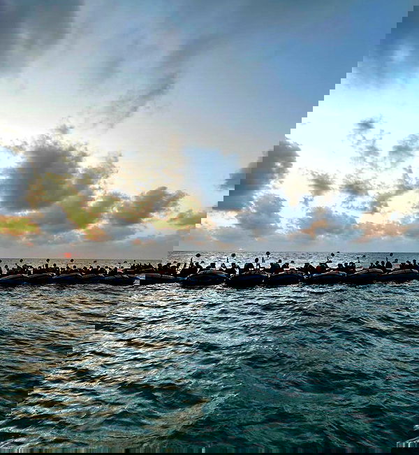 valeria_lukin valeria_lukin archive image