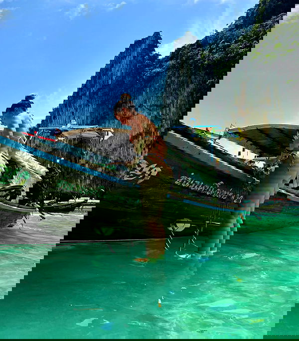 valeria_lukin valeria_lukin archive image