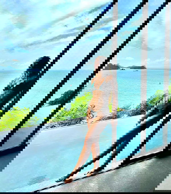 valeria_lukin valeria_lukin archive image