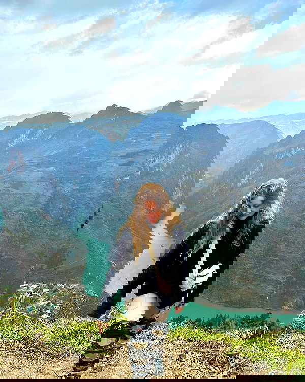 valeria_lukin valeria_lukin archive image