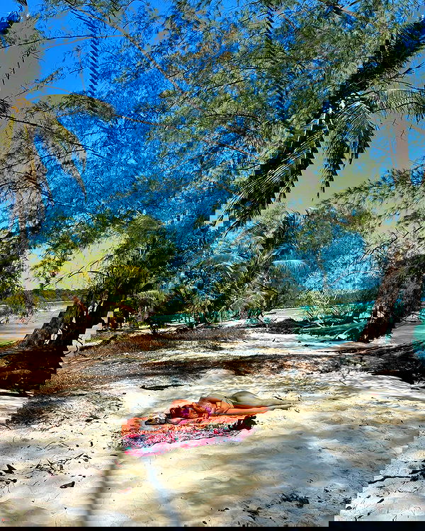 valeria_lukin valeria_lukin archive image