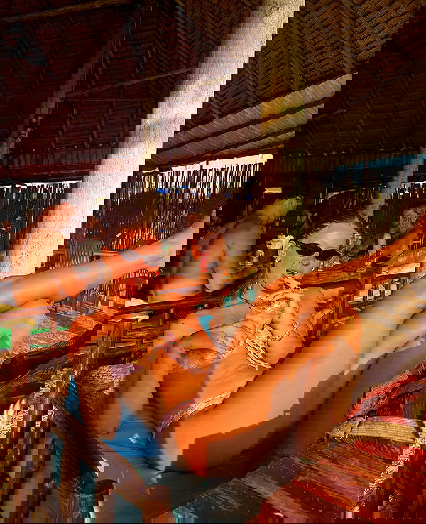 valeria_lukin valeria_lukin archive image