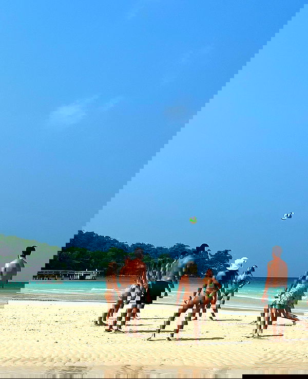 valeria_lukin valeria_lukin archive image