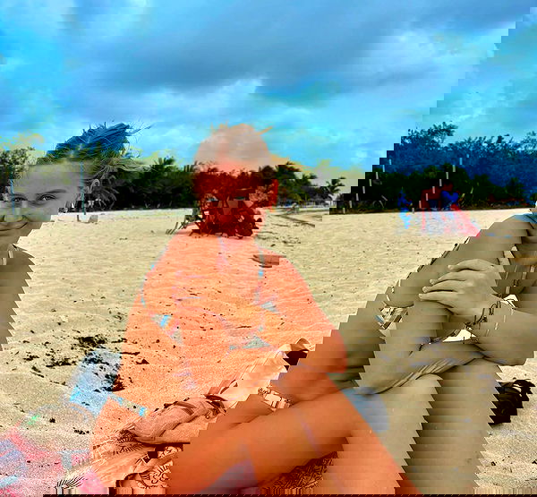 valeria_lukin valeria_lukin archive image