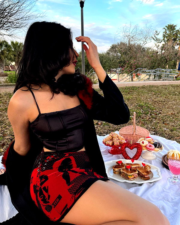 valeriecastellano instagram image archive image