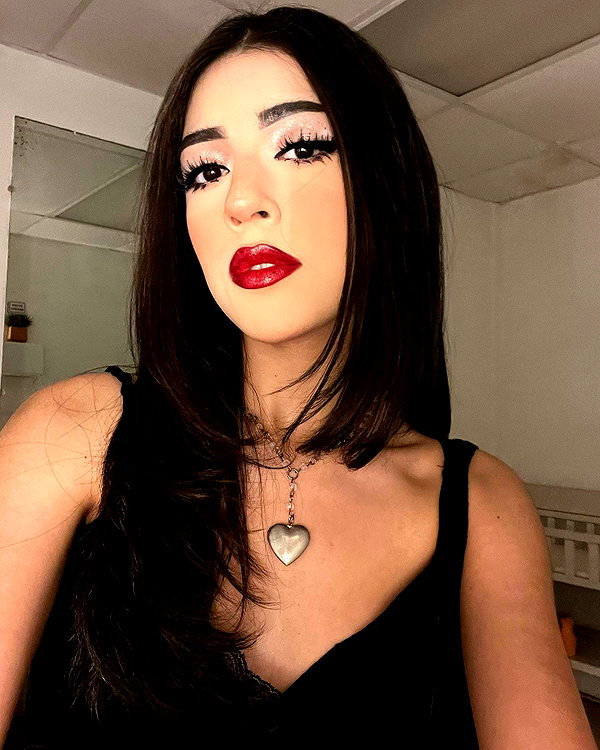 valeriecastellano instagram image archive image