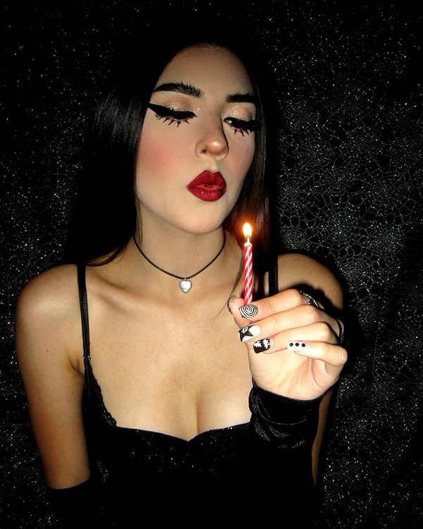 valeriecastellano instagram image archive image