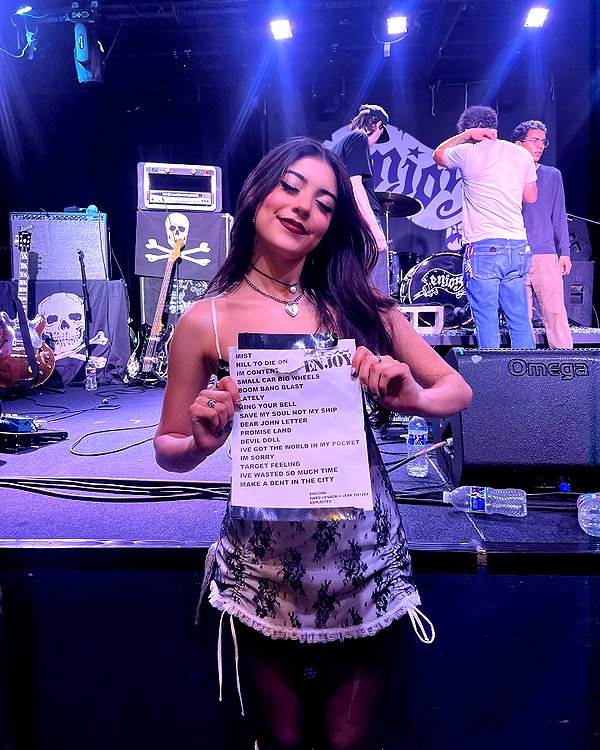 valeriecastellano instagram image archive image
