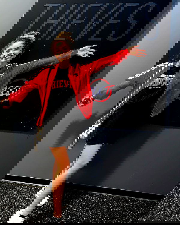 valkyrae valkyrae archive image