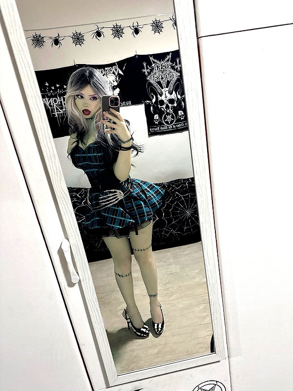 vampiryska instagram image archive image