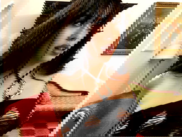 vanessa.julienne image ~ Altpins