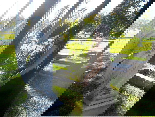 vanessa.julienne image ~ Altpins