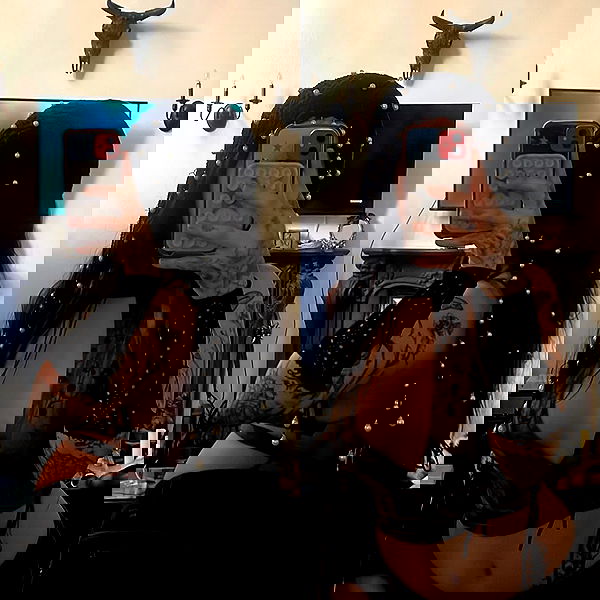 vanessa.julienne image ~ Altpins