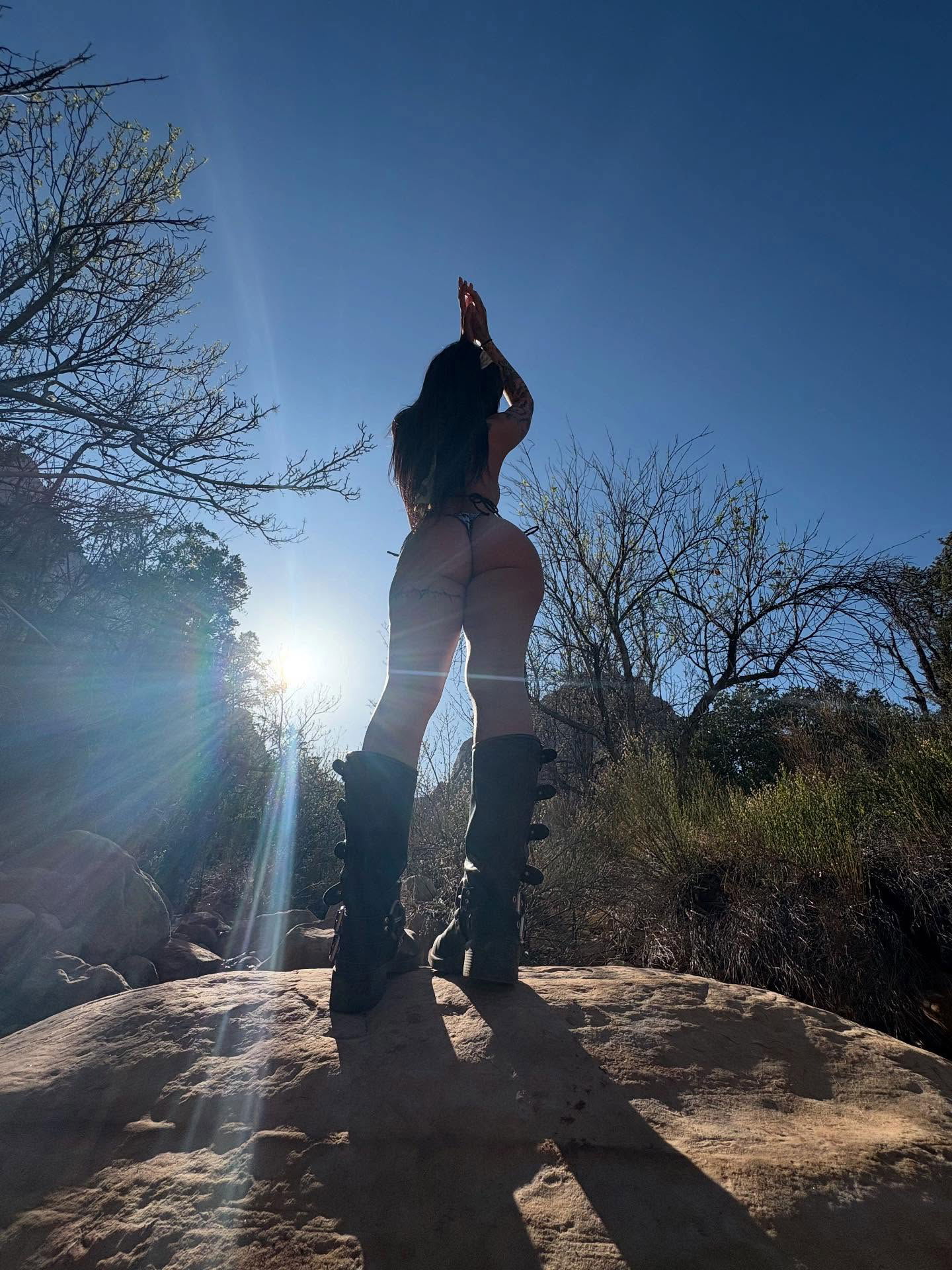 vanessa.julienne instagram image archive image