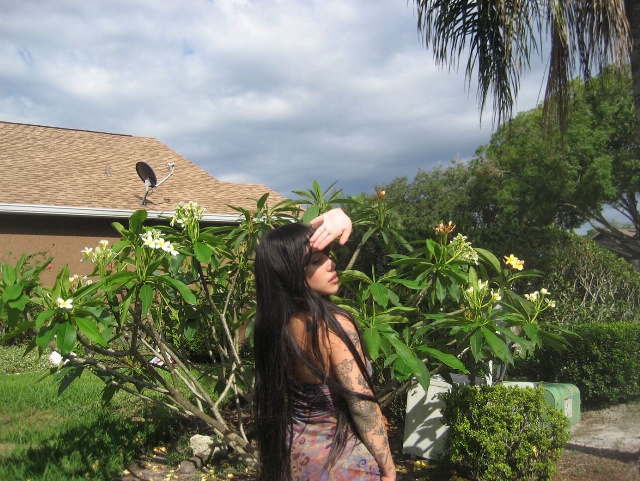 vanessa.julienne instagram image archive image