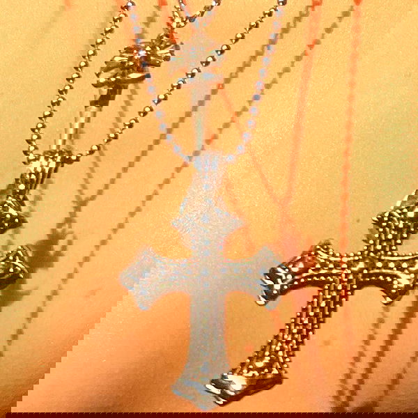 vanessa.julienne image ~ Altpins