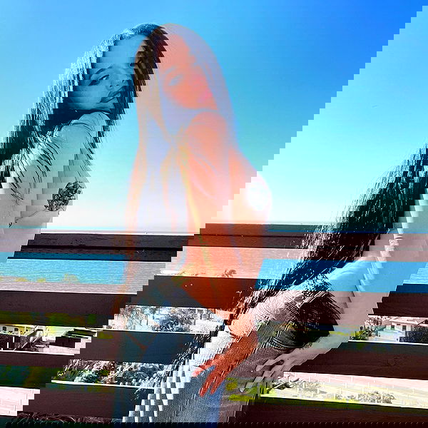 vanessa.julienne image ~ Altpins