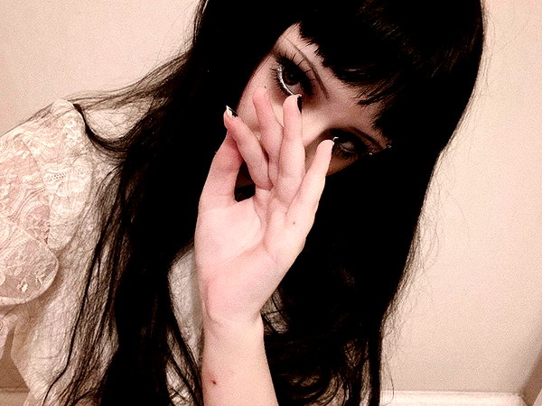 veildose instagram image archive image