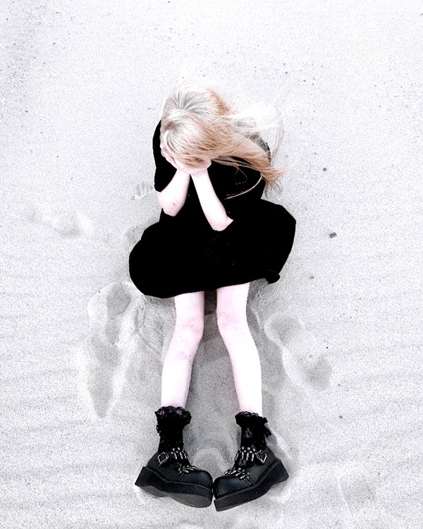 veildose instagram image archive image