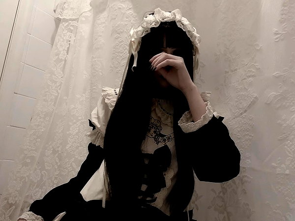 veildose instagram image archive image