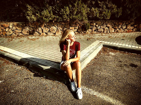 veronika_grish instagram image archive image