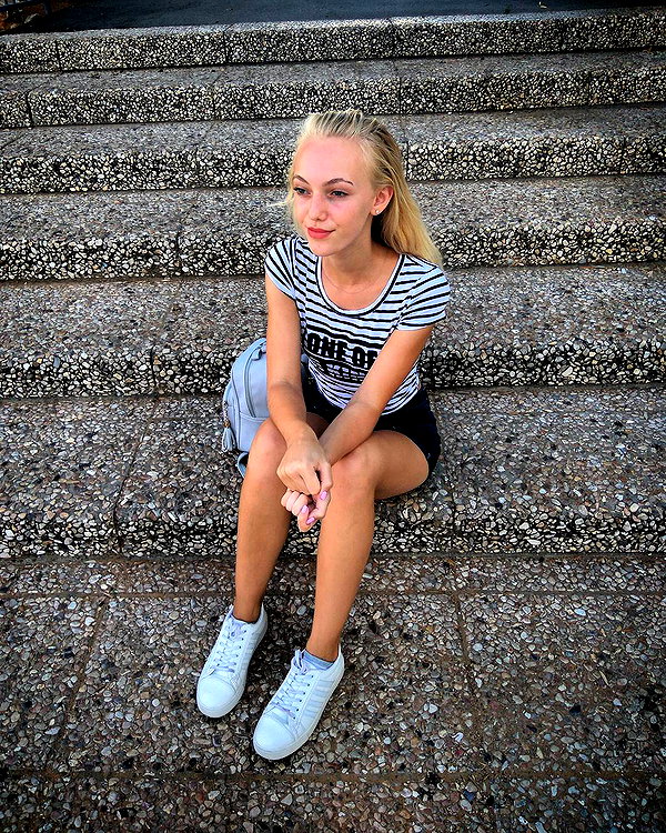 veronika_grish instagram image archive image