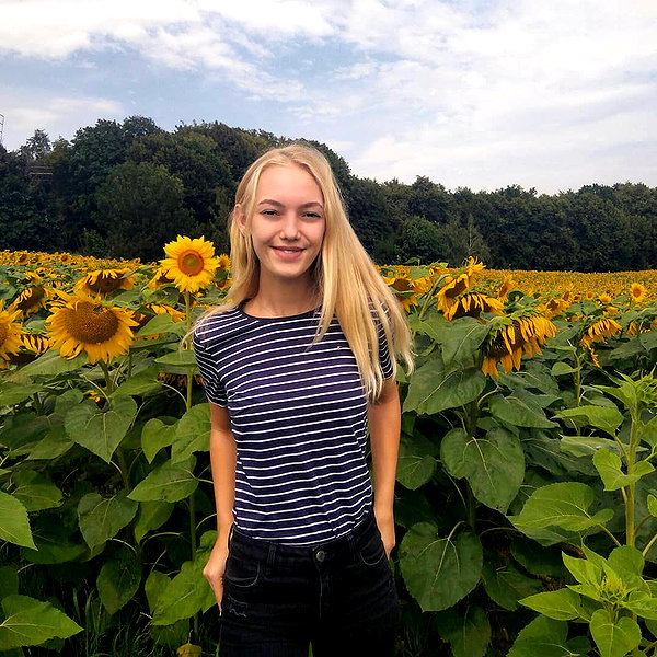 veronika_grish instagram image archive image