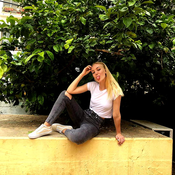 veronika_grish instagram image archive image