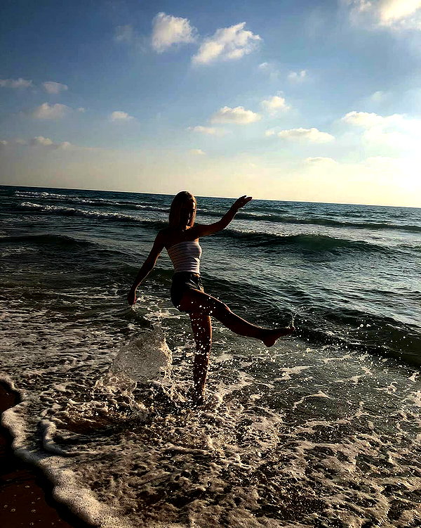 veronika_grish instagram image archive image