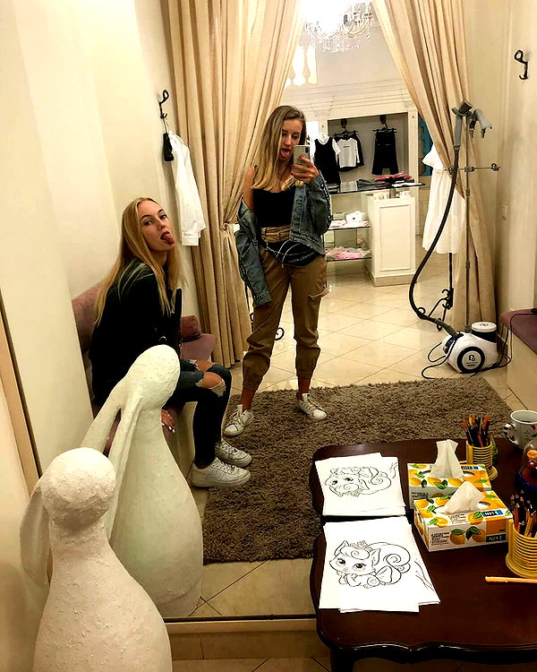 veronika_grish instagram image archive image