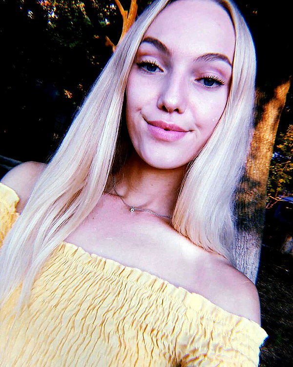 veronika_grish instagram image archive image
