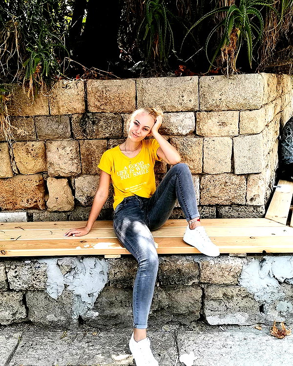 veronika_grish instagram image archive image