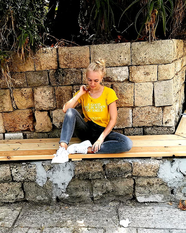 veronika_grish instagram image archive image